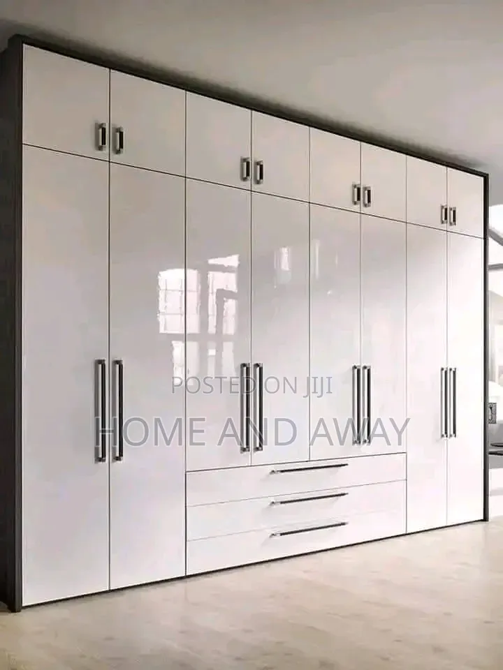 San Diego Wardrobes in Any Colour From 1,000,000/- Per Running Meter