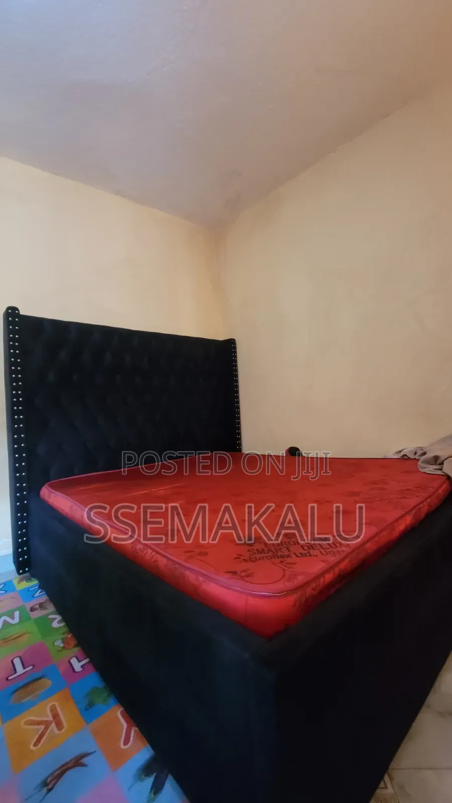 5×6 Comfortable Bed Black Color Plus It's Eurofoam Mattress on Sell