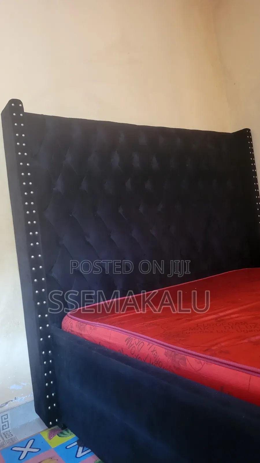 5×6 Comfortable Bed Black Color Plus It's Eurofoam Mattress on Sell