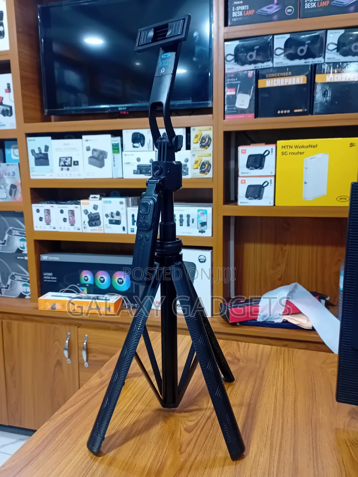 C17 Ai Face Tracking Quadrapod Gimbal