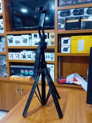 C17 Ai Face Tracking Quadrapod Gimbal