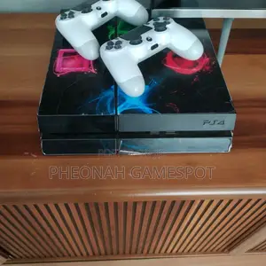 Ps4 Standard Chipped Console, 2 Controllers Many Games