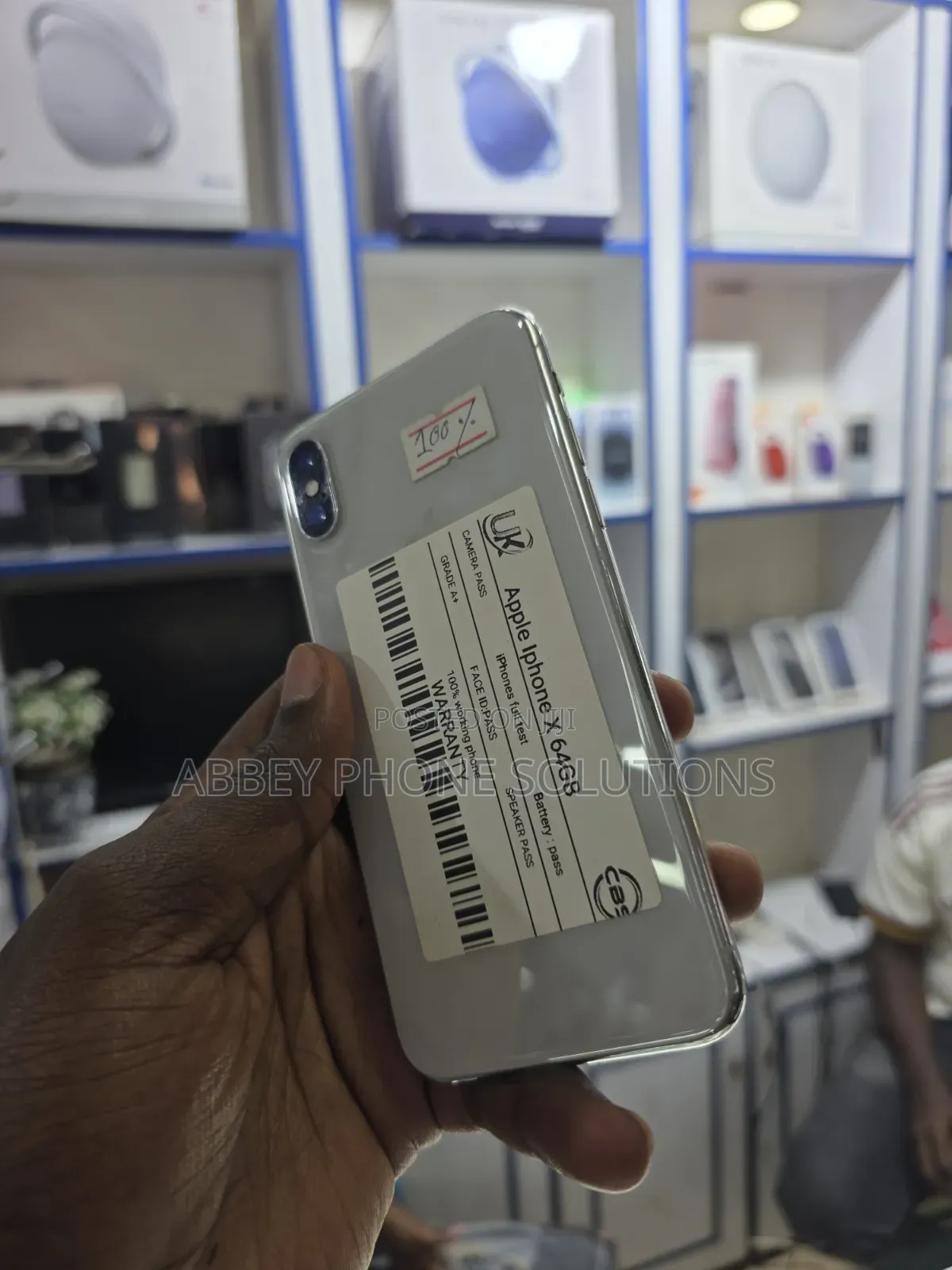 Apple iPhone X 64 GB White