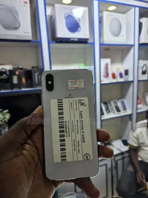 Apple iPhone X 64 GB White