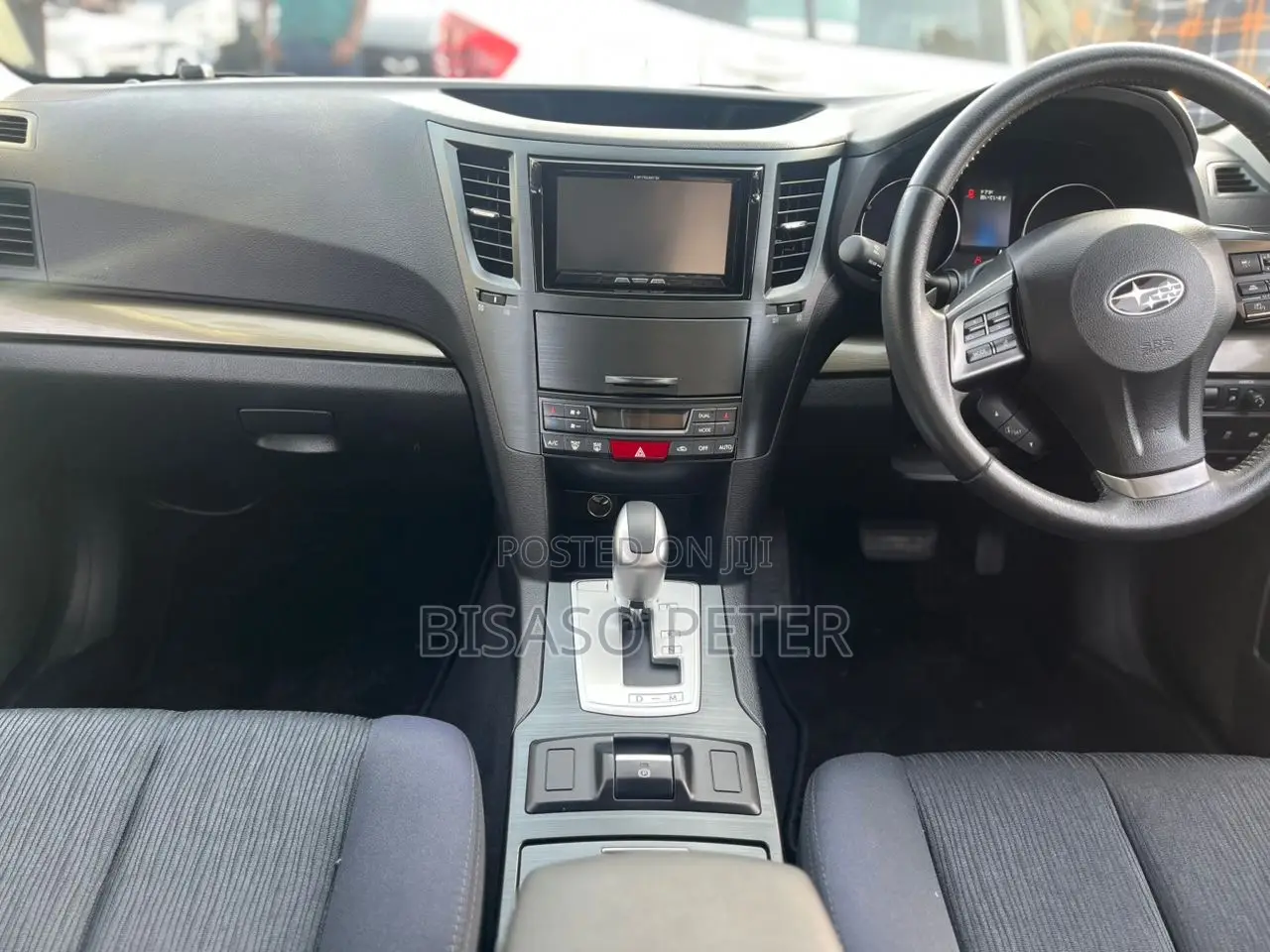 Subaru Legacy 2.5i Premium 2013 White