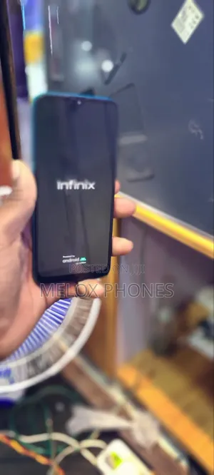 Infinix Smart 6 32 GB Blue