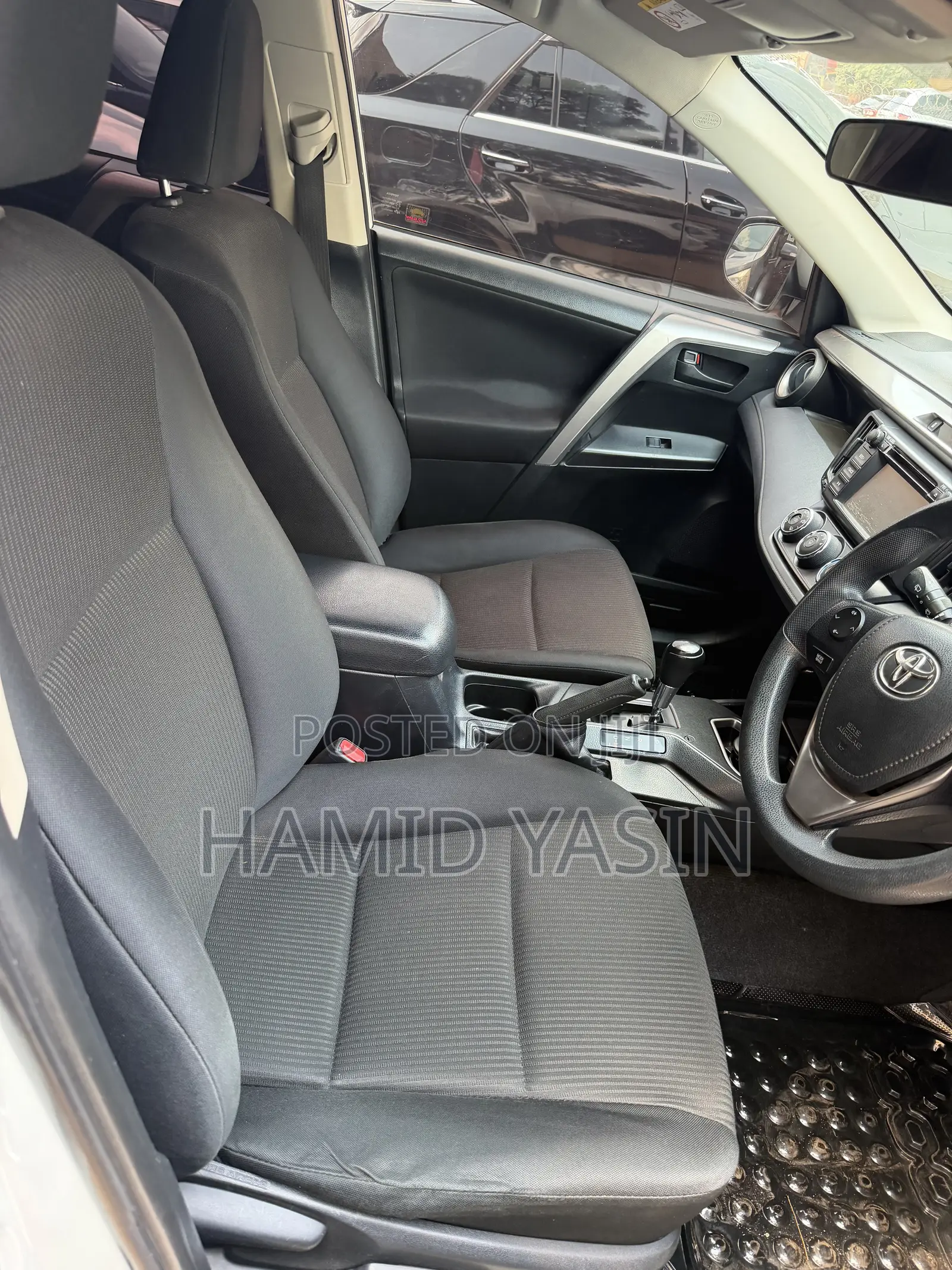Toyota RAV4 2017 White