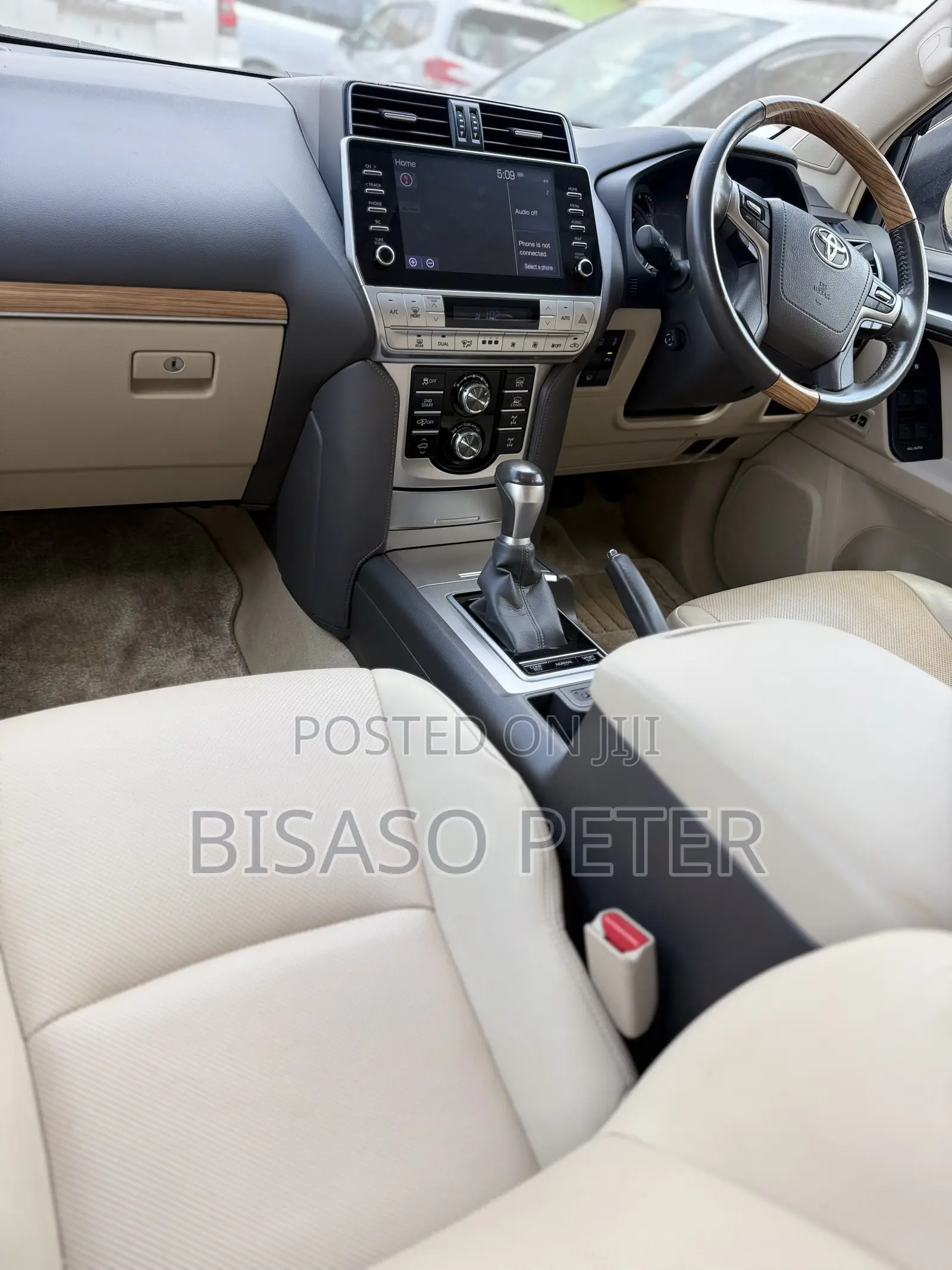 Toyota Land Cruiser Prado 2.8 2020 White