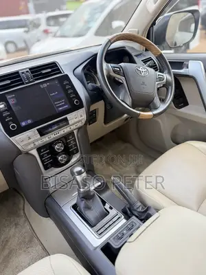 Toyota Land Cruiser Prado 2.8 2020 White