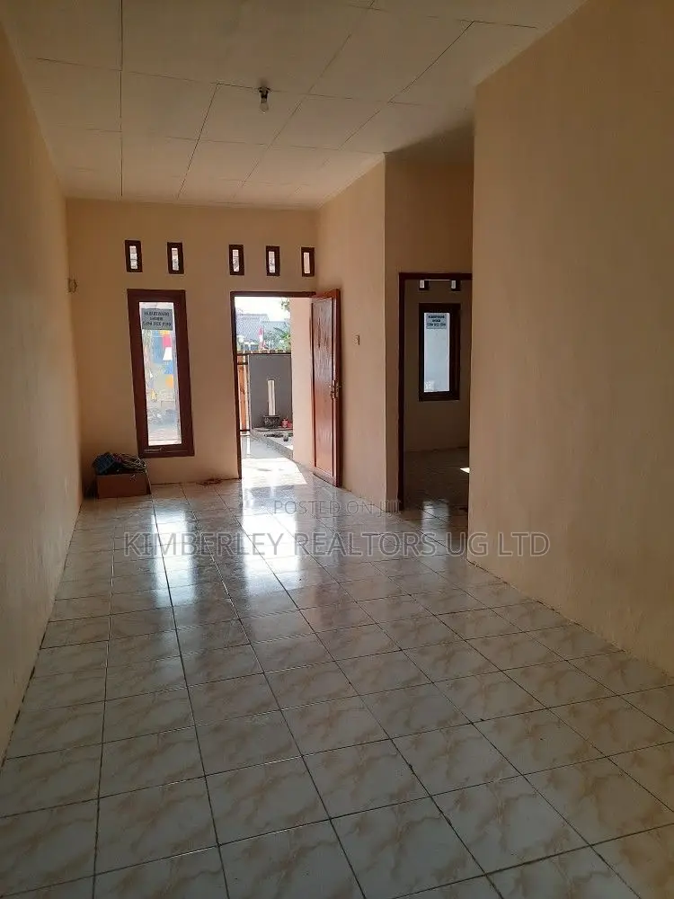 3bdrm House in Division A for sale