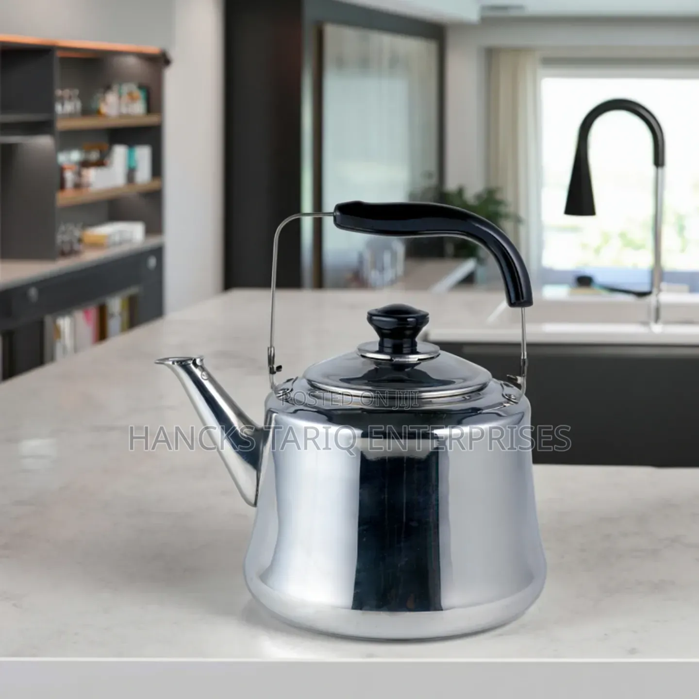 Stainless Steel Stovetop Kettle – Durable Classic Kitchen Essential