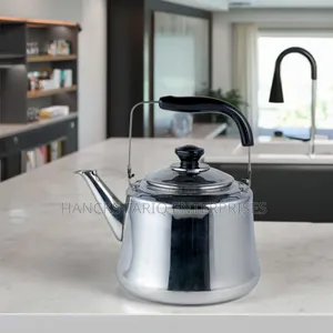 Stainless Steel Stovetop Kettle – Durable Classic Kitchen Essential