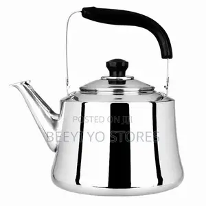 Stainless Steel Stovetop Kettle – Durable Classic Kitchen Essential