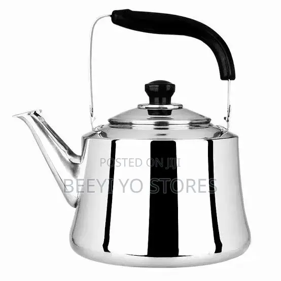 Stainless Steel Stovetop Kettle – Durable Classic Kitchen Essential