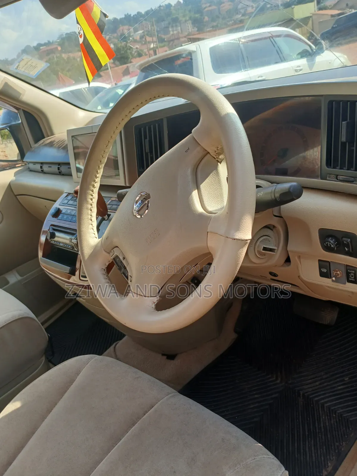 Nissan Elgrand SV Premium 2014 Black