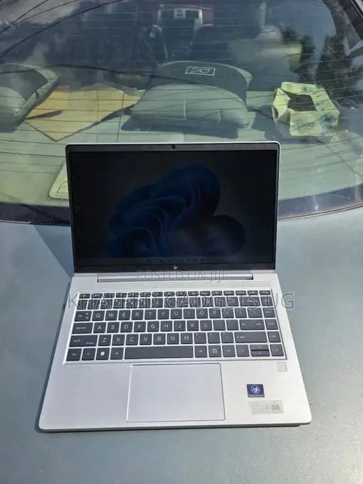 Laptop HP EliteBook 645 G9 16GB AMD Ryzen 5 SSD 256GB