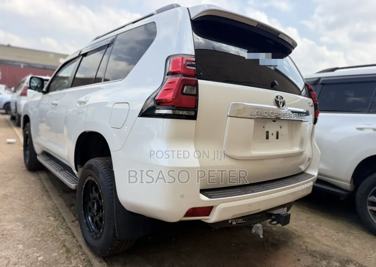 Toyota Land Cruiser Prado 2.8 2020 White