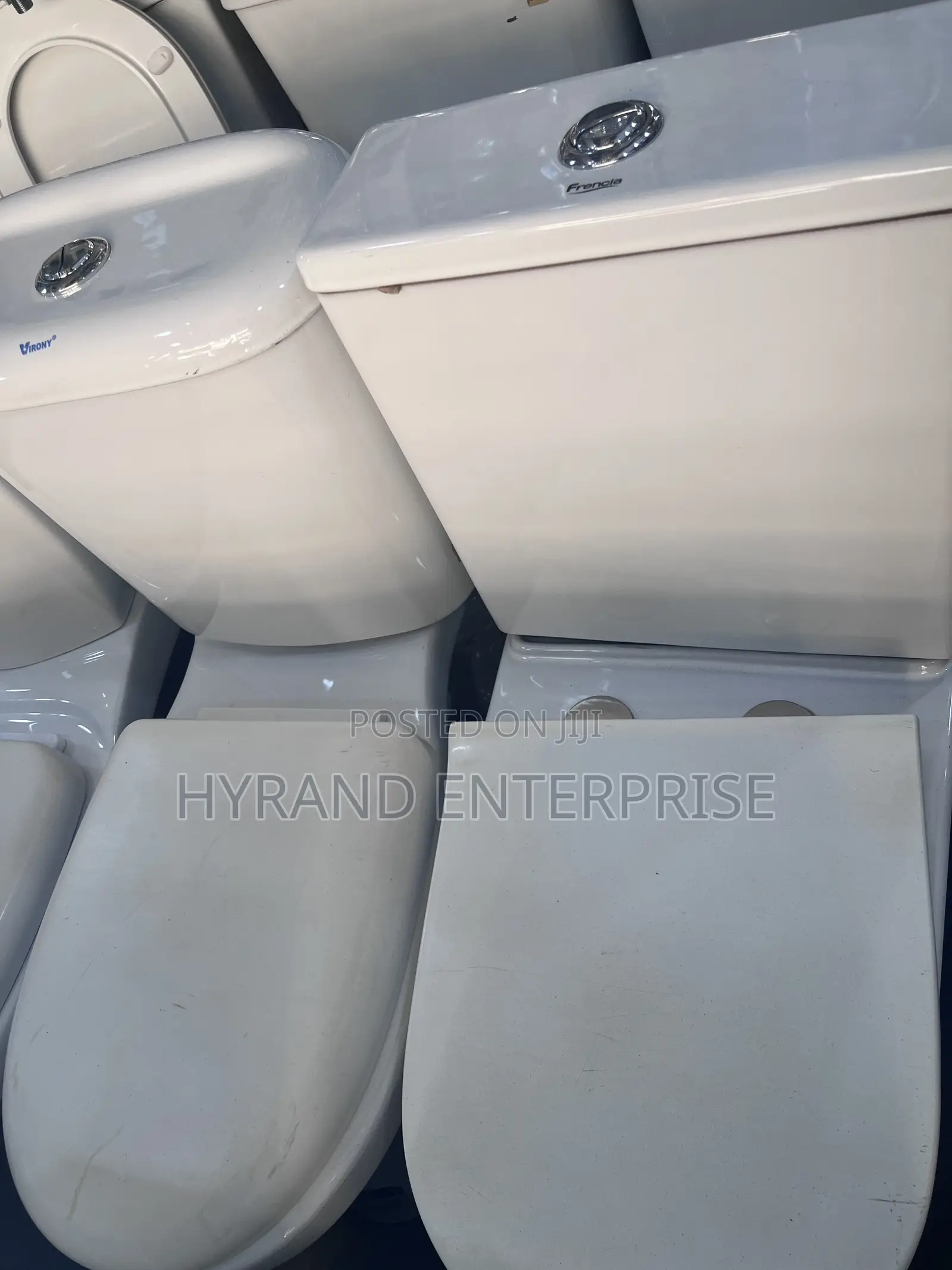 Ordinary Toilets(Frencia)