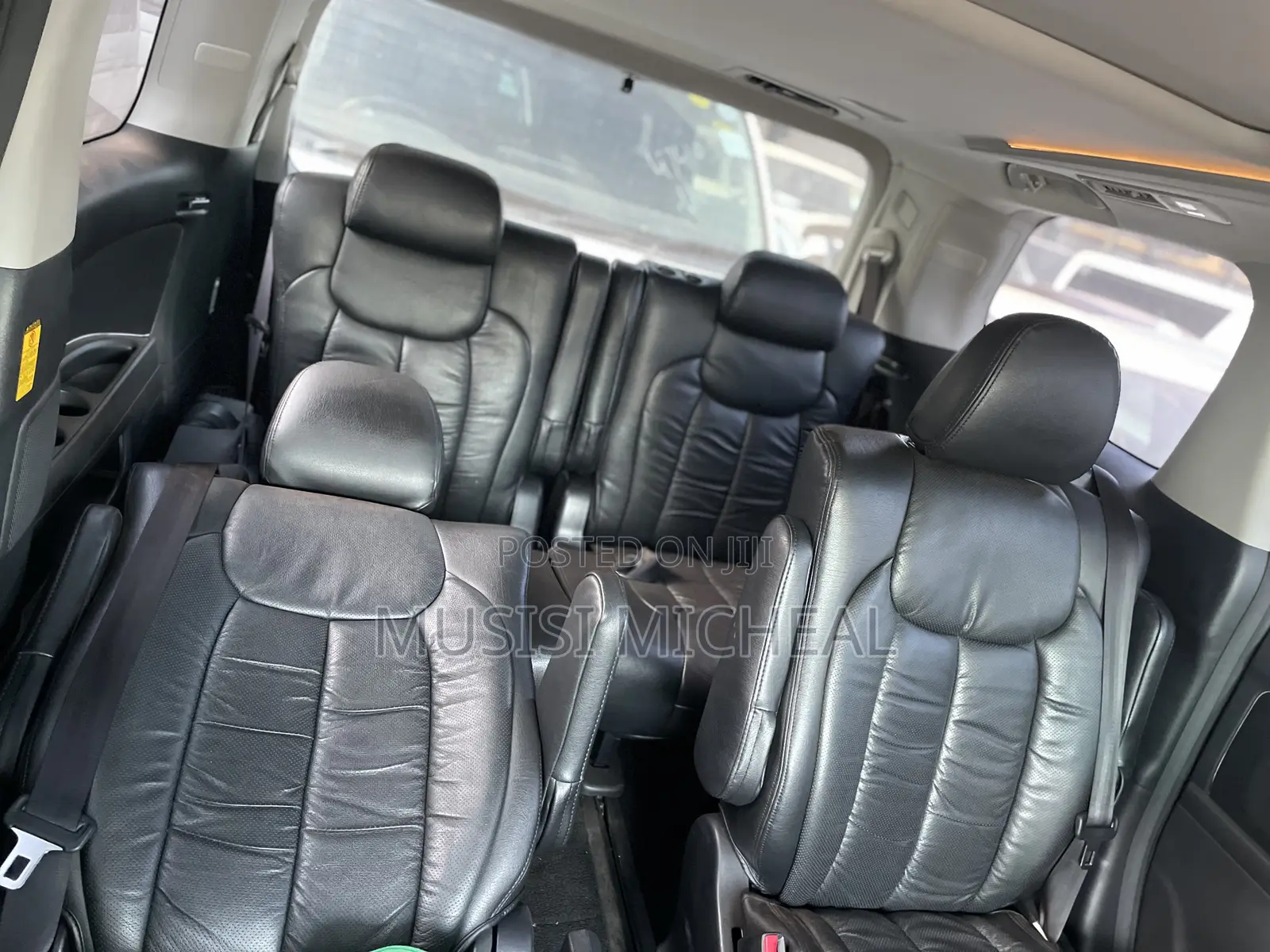 Toyota Alphard 2.4 Hybrid AWD 2015 White