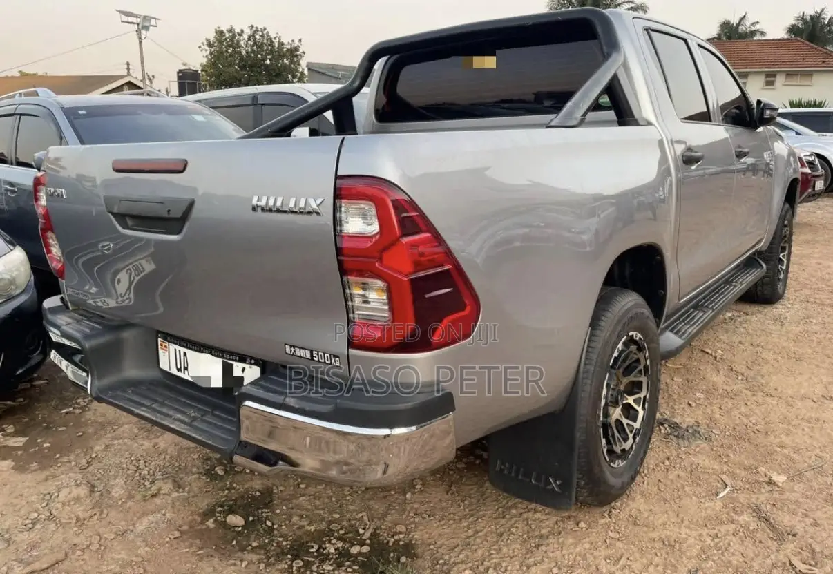 Toyota Hilux 2.8 Diesel 2020 Silver