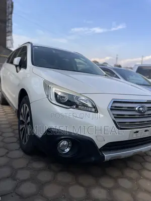Subaru Outback 2.5i 4dr Wagon AWD (2.5L 4cyl CVT) 2015 White