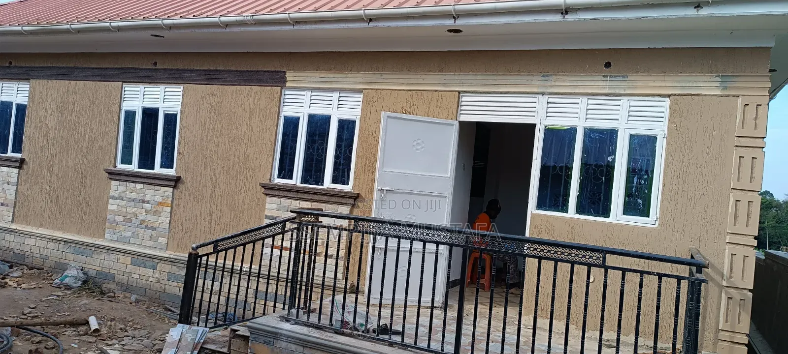 Furnished 3bdrm Bungalow in Gombe for sale