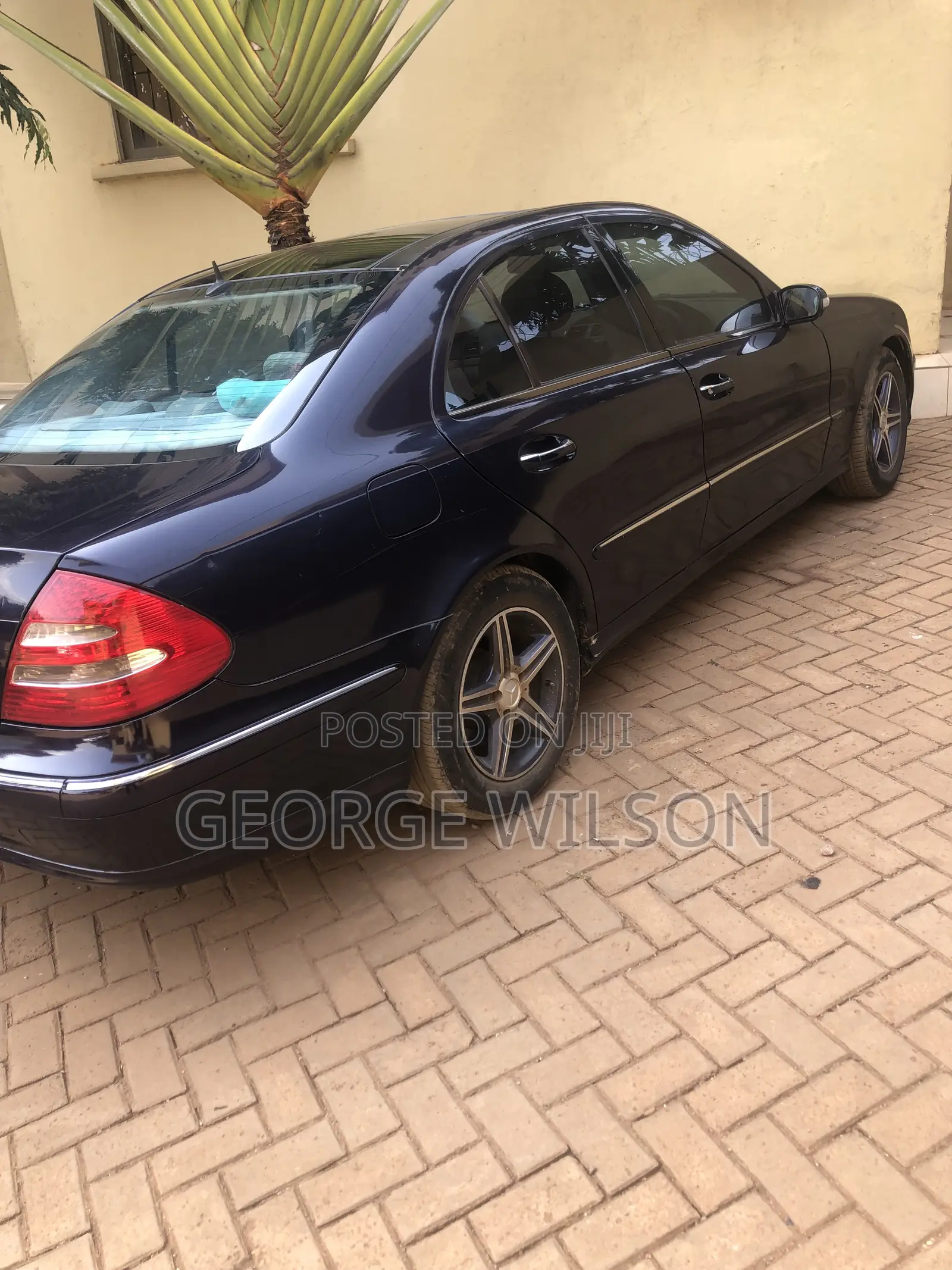 Mercedes-Benz E320 2004 Blue