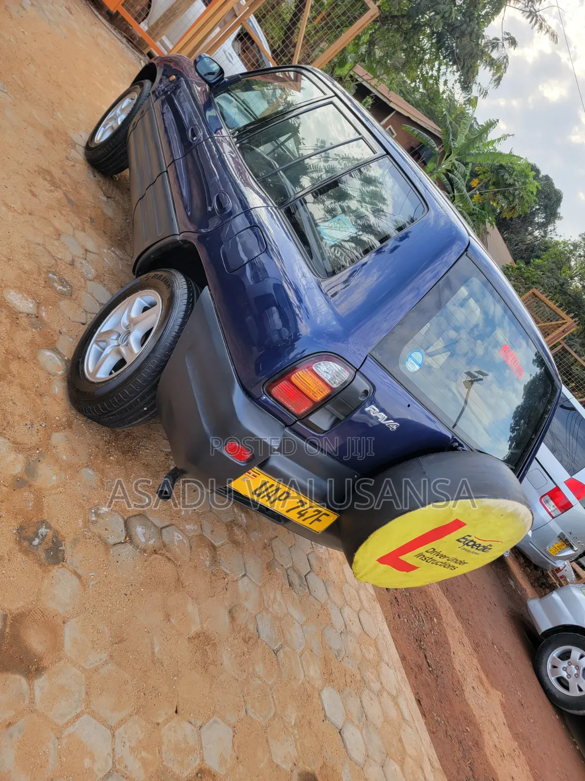 Toyota RAV4 2002 Blue