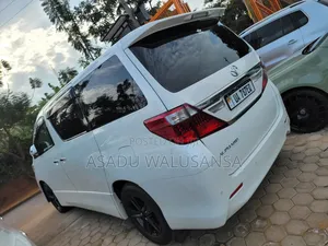 Toyota Alphard 2014 White