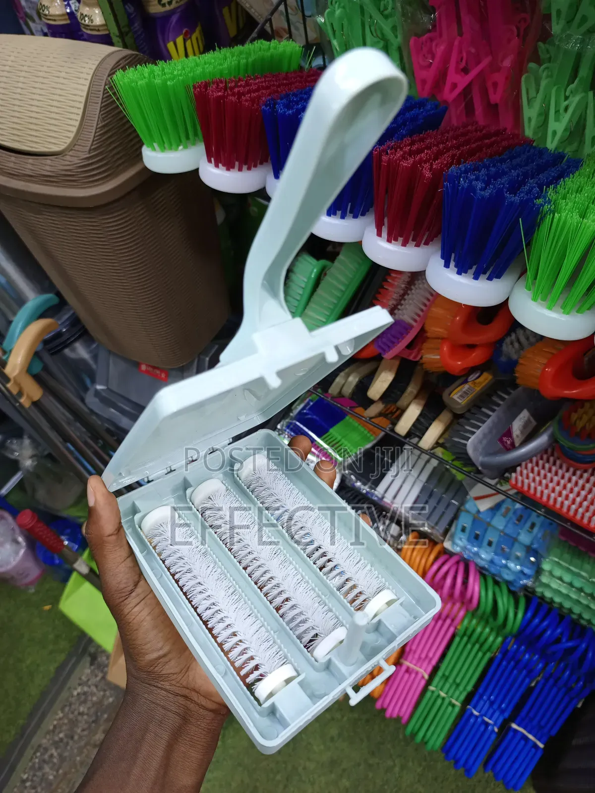Handheld Carpet Sweeper