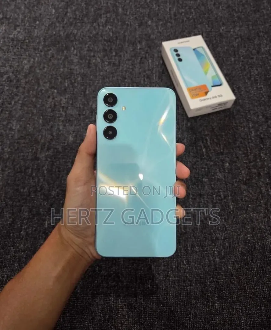 New Samsung Galaxy A16 5G 256 GB Green