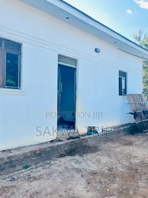 2bdrm House in Near Industrial Park, Mbale for sale