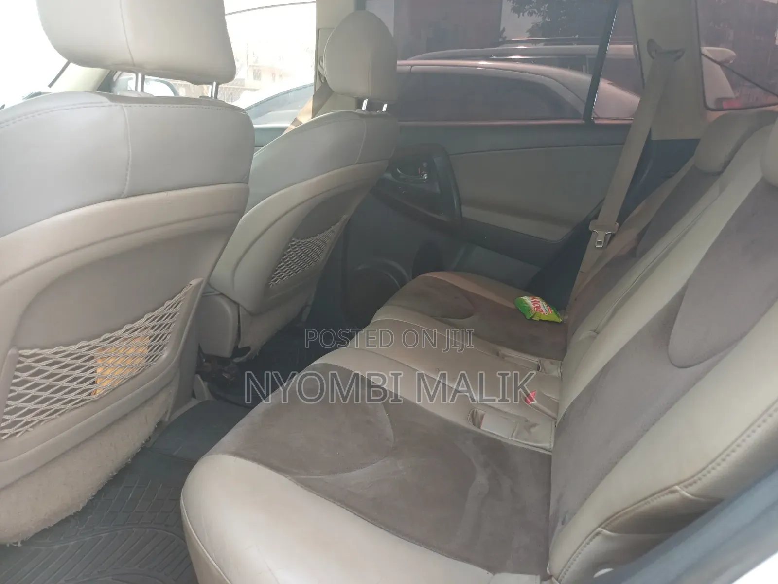 Toyota Vanguard 2008 White