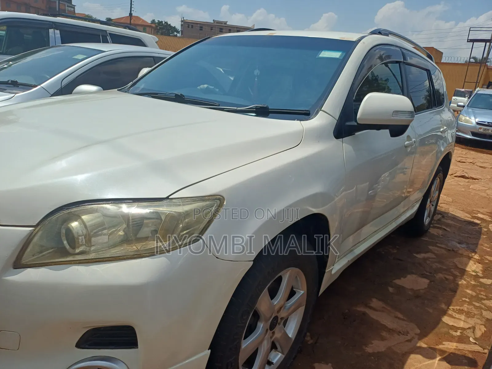 Toyota Vanguard 2008 White