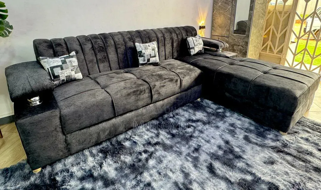 Dark Brown L.Sofa N Cushions