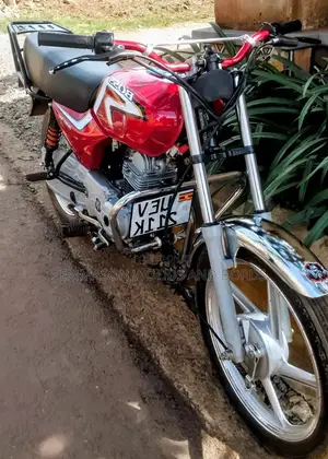 Bajaj Boxer 100 2020 Red