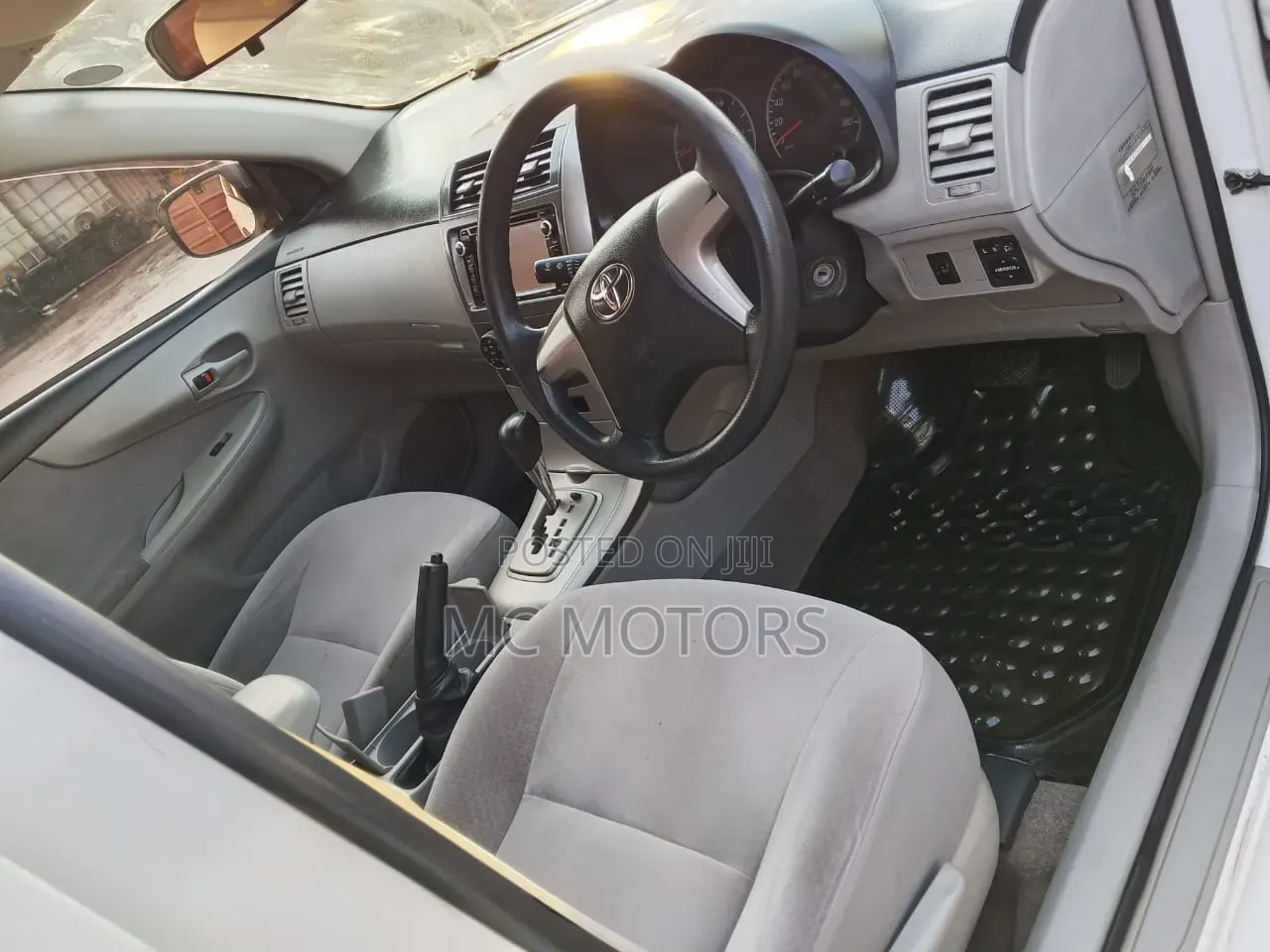 Toyota Axio 2009 White