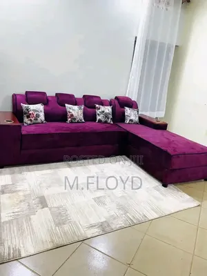 Nyc Looking L.Sofa With Bottle 2holder