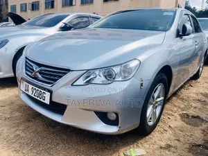 Toyota Mark X 2012