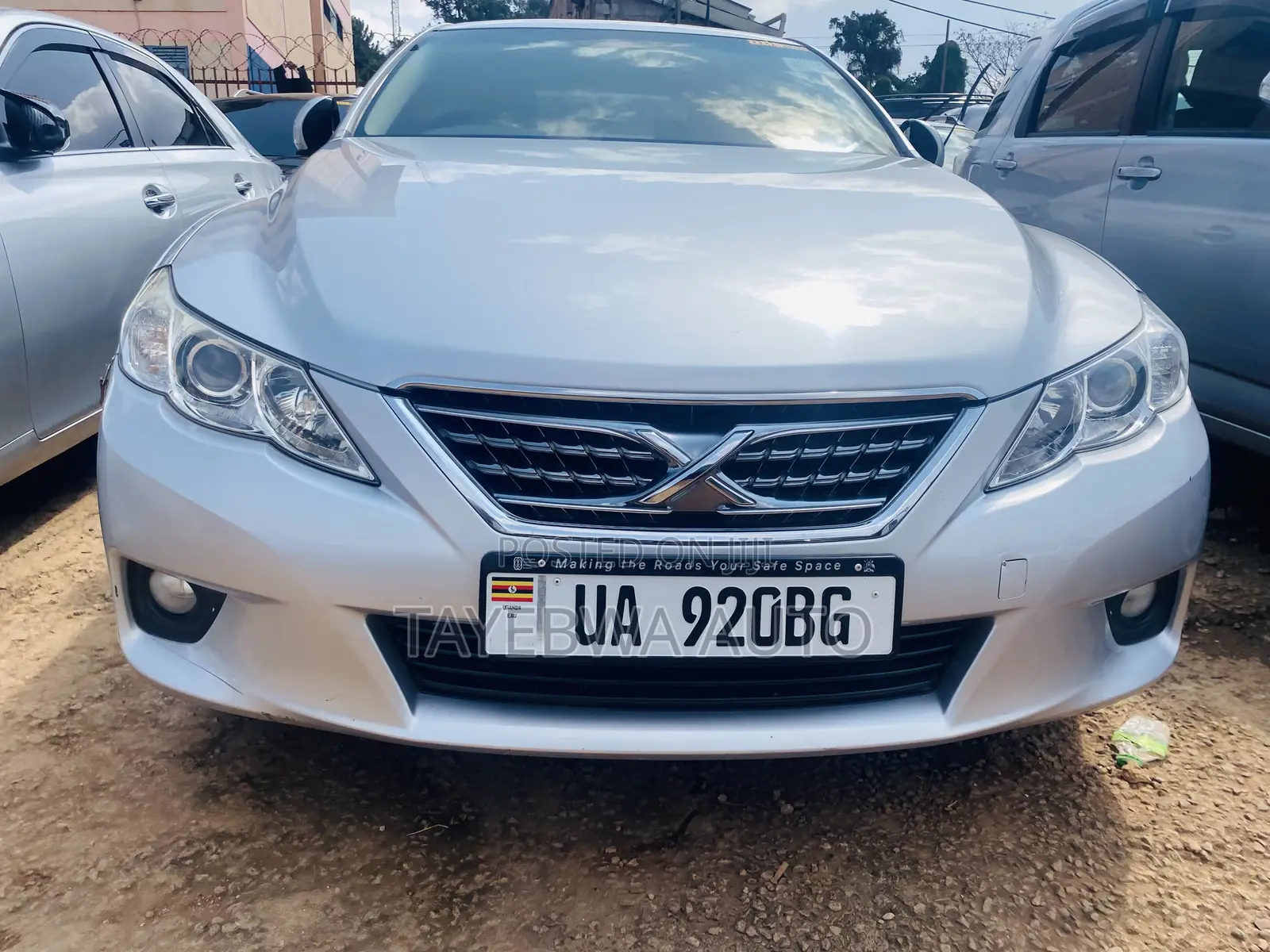 Toyota Mark X 2012