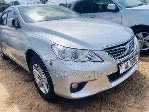 Toyota Mark X 2012