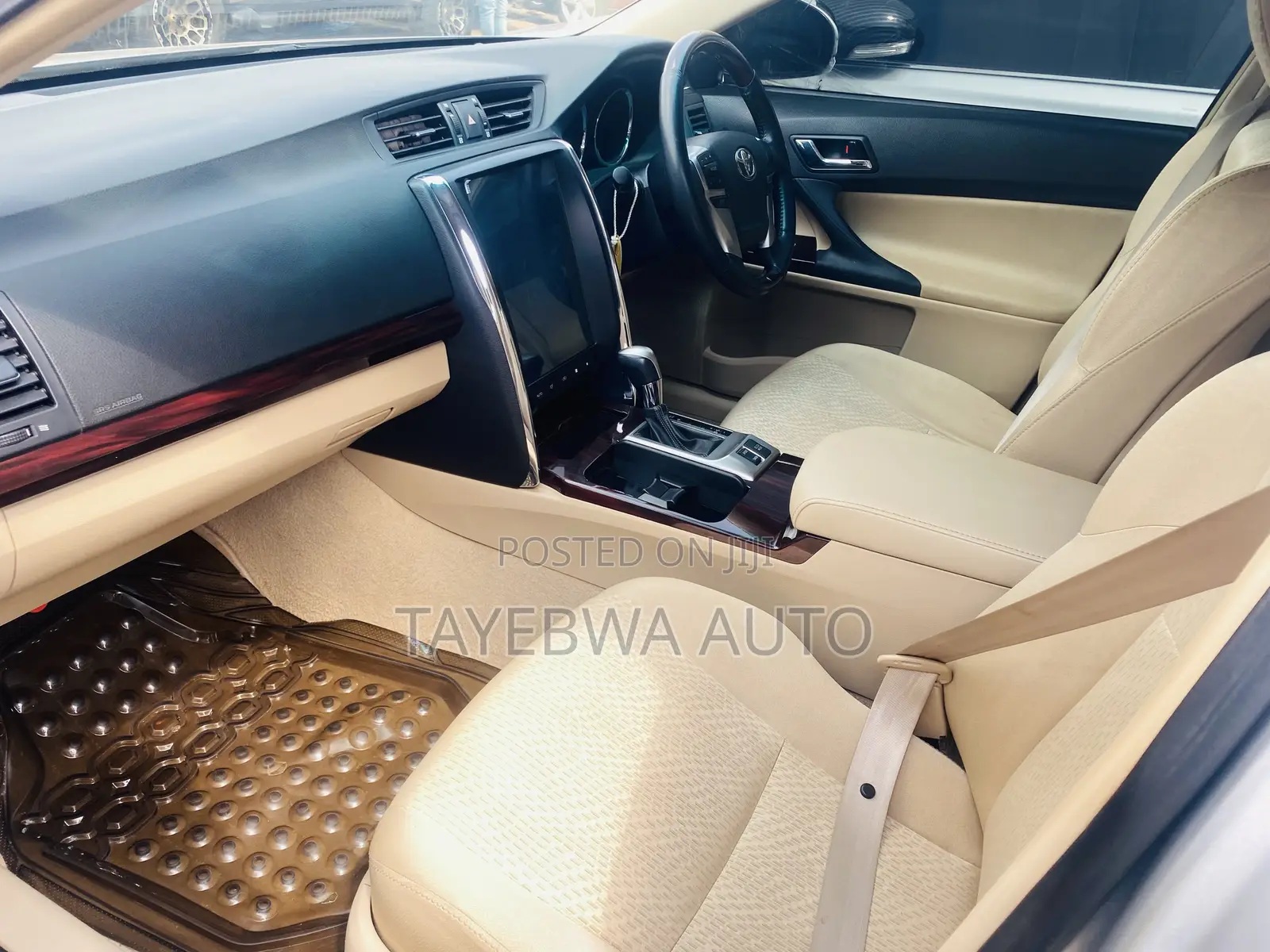 Toyota Mark X 2012