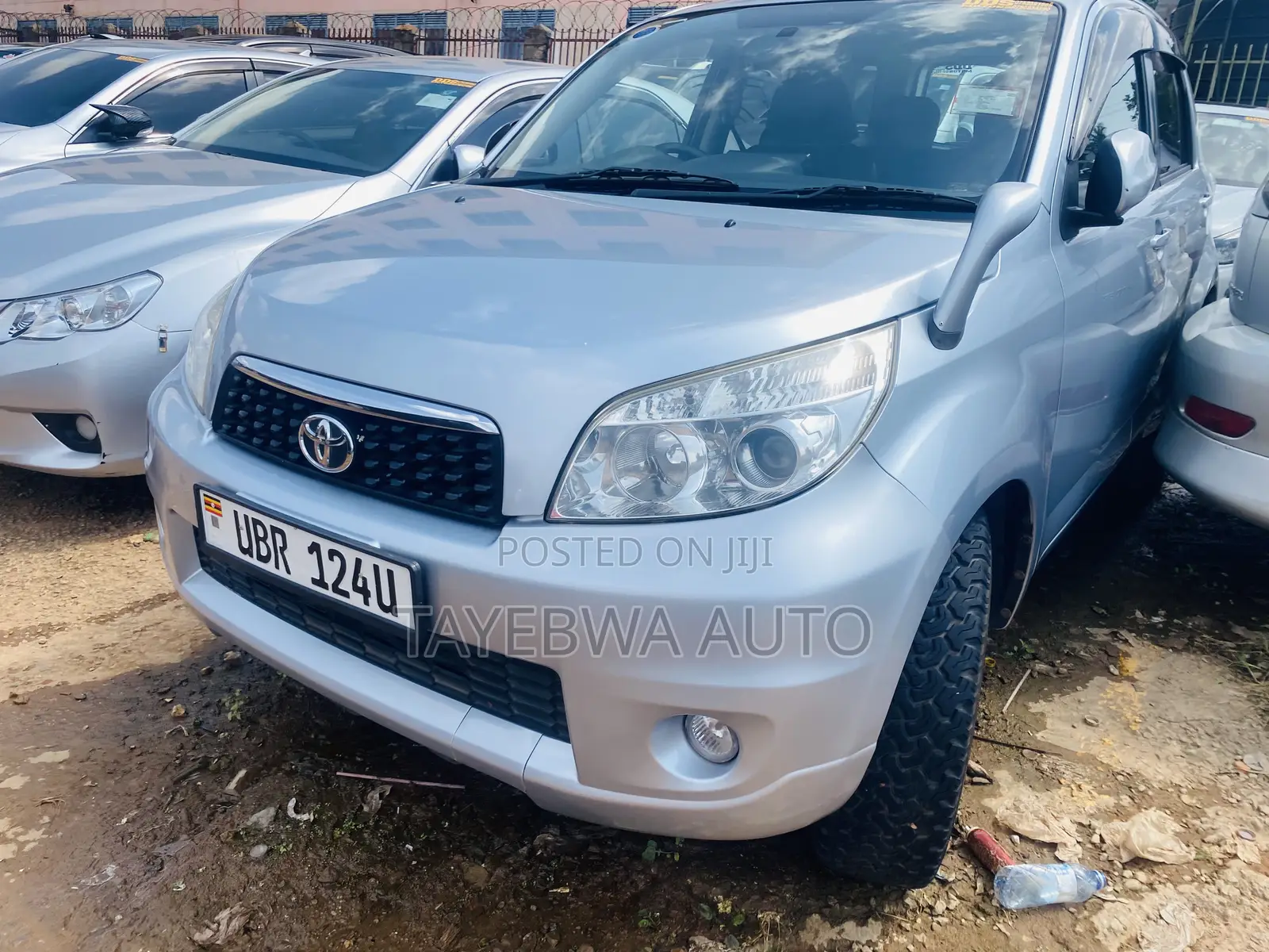 Toyota Rush 1.5 RWD 2011 Silver