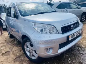Toyota Rush 1.5 RWD 2011 Silver