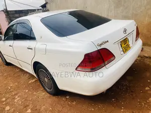 Toyota Crown 2008 White