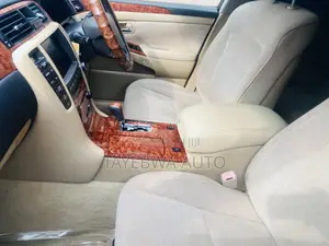 Toyota Crown 2008 White