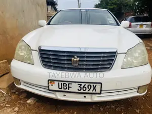 Toyota Crown 2008 White