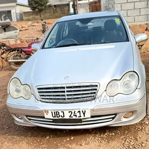Mercedes-Benz C180 2006 Silver