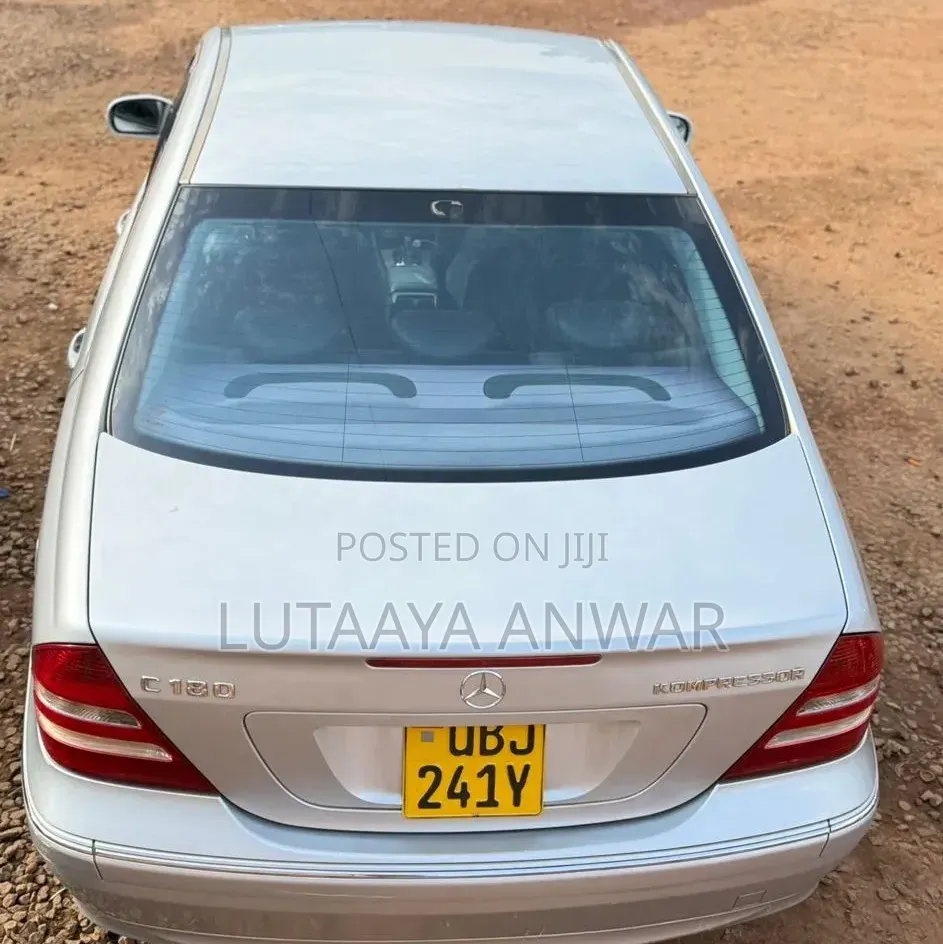 Mercedes-Benz C180 2006 Silver