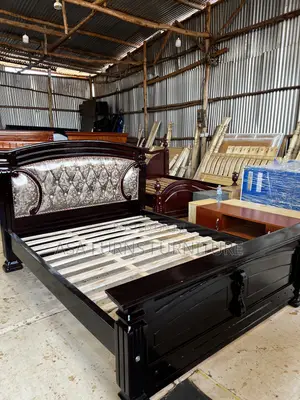 Bedroom Bed in 5by6